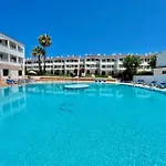 Apartment La Vall - En Planta Baja Con Piscina *